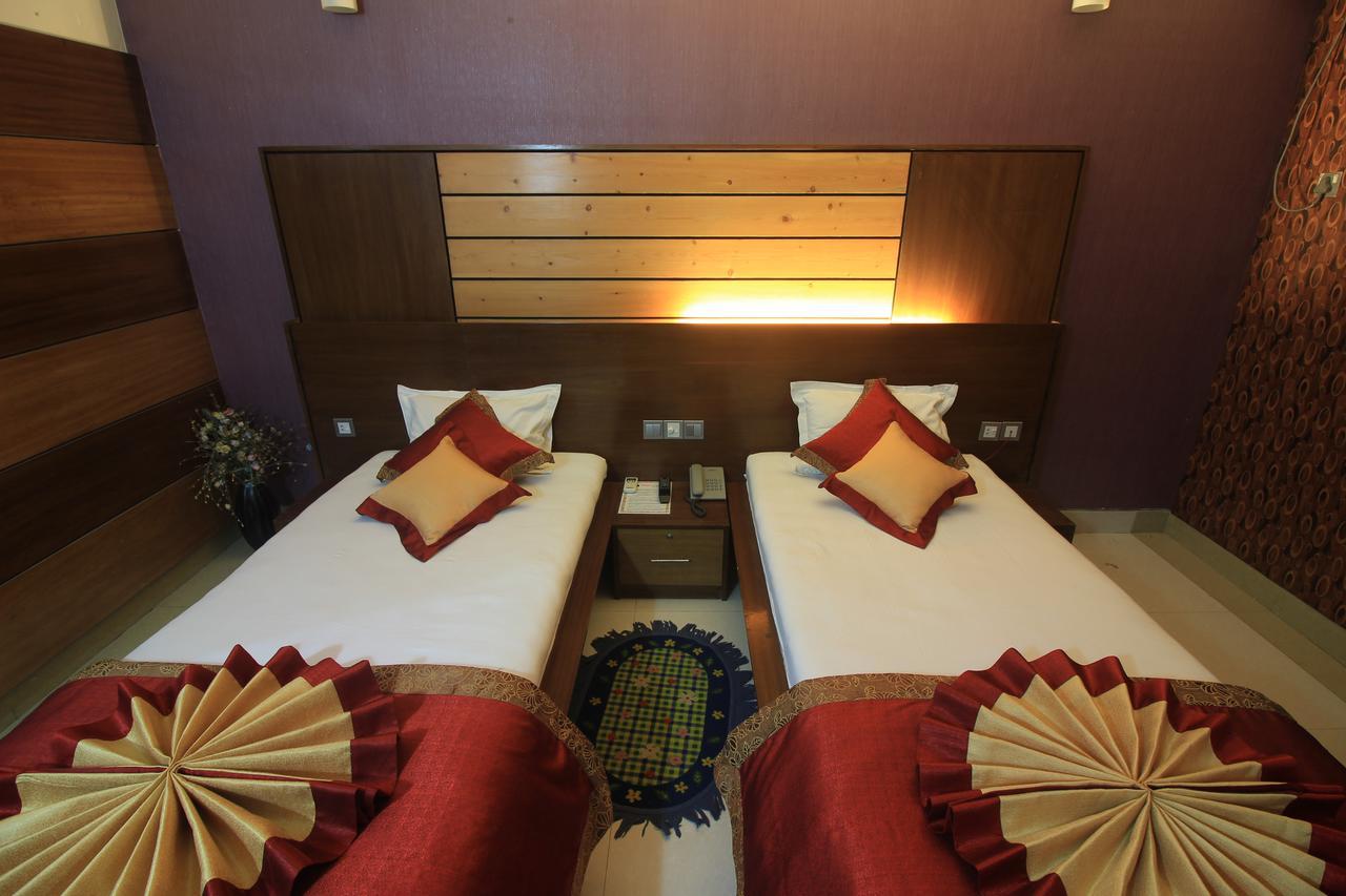 Tiger Garden Int Hotel Khulna Ngoại thất bức ảnh