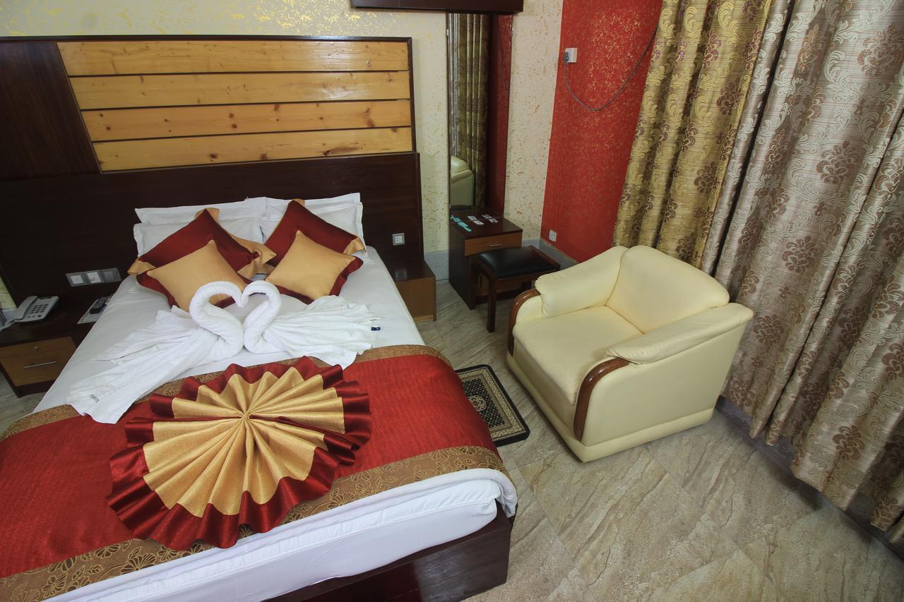 Tiger Garden Int Hotel Khulna Ngoại thất bức ảnh