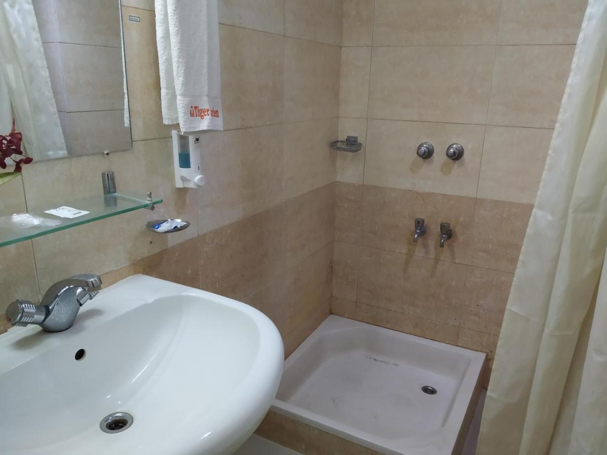 Tiger Garden Int Hotel Khulna Ngoại thất bức ảnh